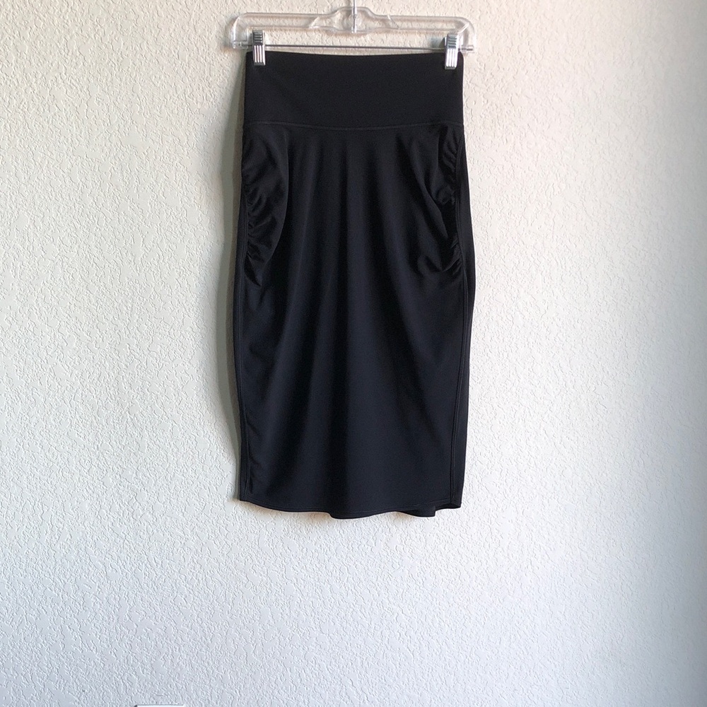 Athleta Transcend Skirt Black Small Ruched High Rise 659434 Layering